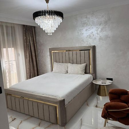 Sea Breeze Rooms Mamaia Nord Năvodari Exteriör bild